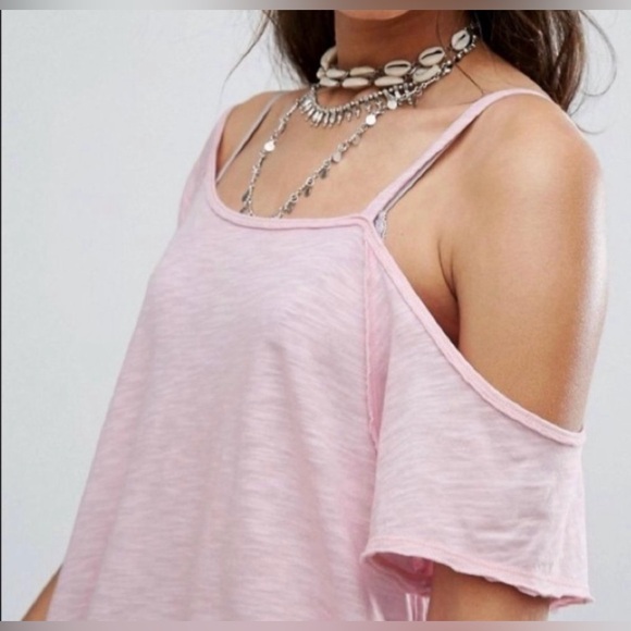 FP We The Free Coraline One Cold Shoulder Oversized  T-Shirt in Pink size XS - Picture 2 of 12